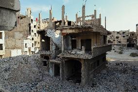 Life Returns to Damascus District - Syria