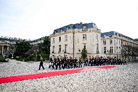 Yael Braun-Pivet Welcomes Mahmoud Abbas At The National Assembly - Paris