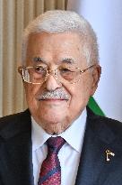 Yael Braun-Pivet Welcomes Mahmoud Abbas At The National Assembly - Paris