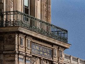 Illustration Louvre Museum - Paris