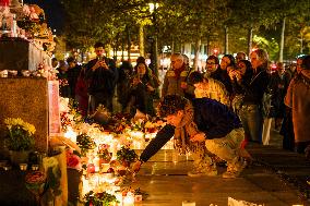 Tribute to November 13 at Republique Square - Paris