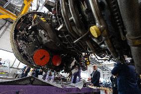 Sebastien Martin visits Air France Industries site - Orly