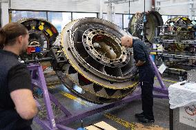 Aircraft Engines Maintenance at Air France Industries site - Orly