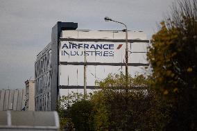 Aircraft Engines Maintenance at Air France Industries site - Orly