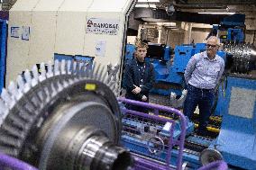 Aircraft Engines Maintenance at Air France Industries site - Orly