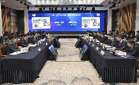 Japan-S. Korea governors' meeting