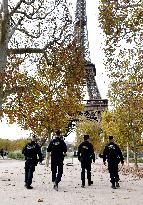 Security In Front Of The Eiffel Tower - Paris