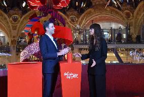 Clara Luciani During Christmas Opening At Galeries Lafayette - Paris