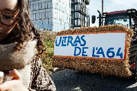 Farmers Mobilize Against Macron In Toulouse - France