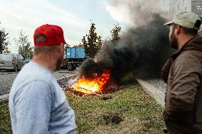Farmers Mobilize Against Macron In Toulouse - France