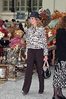 Infanta Elena Visits Nuevo Futuro 2025 Flea Market - Madri