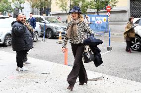 Infanta Elena Visits Nuevo Futuro 2025 Flea Market - Madri