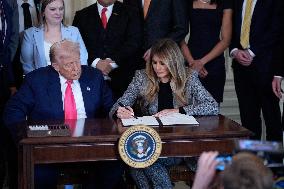 Donald Trump Signs Fostering the Future Executive Order - Washington