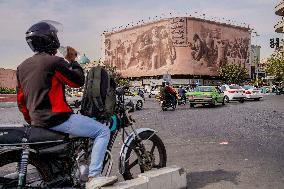 Tehran Displays Persian Empire Statue - Iran