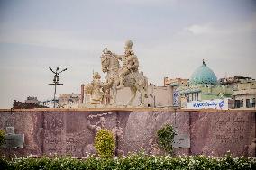 Tehran Displays Persian Empire Statue - Iran