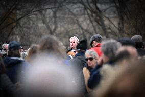 Celebration Marks 475 Years of Parisian Booksellers - France