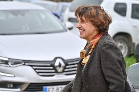 Annie Genevard Visits the Rhone Region - France