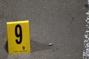 Illustrations Following Police Man Shooting Man Armed With Knife At Montparnasse Train Station - Paris