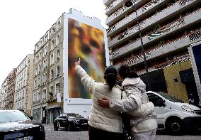 Mural Painting In Tribute To The Victims Of The 13 November Attacks - Paris