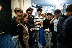 Book signing of Eric Zemmour - Bordeaux