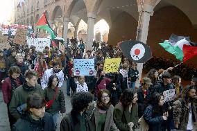 No Meloni Day demonstration - Bologna