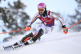 Alppihiihto: Maailmancupin kilpailut (-16.11.)