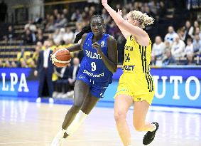 Koripallo: Suomi avaa kotipelinsä naisten EM-karsinnassa Vantaalla Ruotsia vastaan