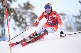 Alppihiihto: Maailmancupin kilpailut (-16.11.)