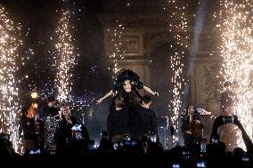 Champs Elysees Launches Christmas Lights NB