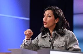 Sarah El Hairy On Dimanche En Politique - Paris