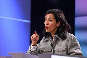 Sarah El Hairy On Dimanche En Politique - Paris