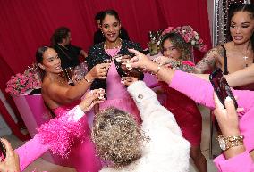 The Ladies of Porter Ranch x Glamlite Holiday Party - US