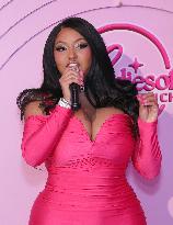 The Ladies of Porter Ranch x Glamlite Holiday Party - US