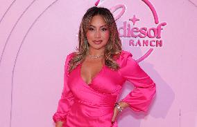 The Ladies of Porter Ranch x Glamlite Holiday Party - US