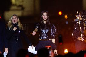 Champs Elysees Launches Christmas Lights NB