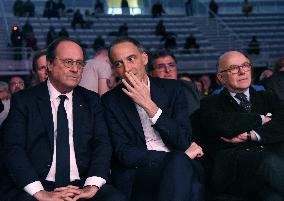 Meeting Of Bernard Cazeneuve For 2027 Presidential Election - Cergy-Pontoise