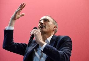 Meeting Of Bernard Cazeneuve For 2027 Presidential Election - Cergy-Pontoise