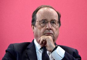 Meeting Of Bernard Cazeneuve For 2027 Presidential Election - Cergy-Pontoise