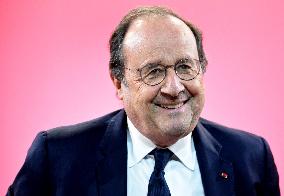 Meeting Of Bernard Cazeneuve For 2027 Presidential Election - Cergy-Pontoise