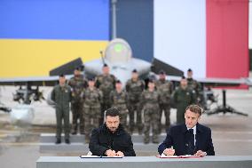 Volodymyr Zelensky Arrival Visit - Villacoublay