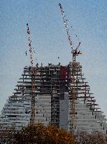 Triangle Tower Construction - Paris