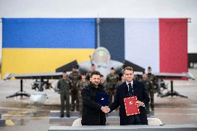 Volodymyr Zelensky Arrival Visit - Villacoublay