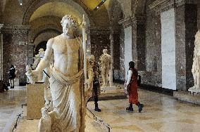 Illustration - Louvre Museum