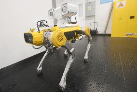 World Fastest Robot Dog Black Panther 2.0