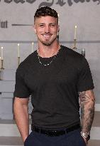 Wake Up Dead Man A Knives Out Mystery Premiere - LA