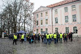 Trade unions protest