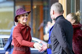Queen Maxima Opens Circular Wooden Residential Building - Rotterdam