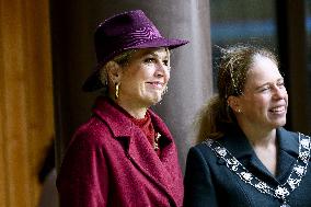 Queen Maxima Opens Circular Wooden Residential Building - Rotterdam