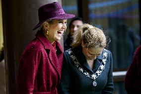 Queen Maxima Opens Circular Wooden Residential Building - Rotterdam
