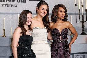 Wake Up Dead Man: A Knives Out Mystery Premiere - Paris